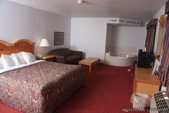 Tivoli Inn And Suites Elk Horn Zimmer foto